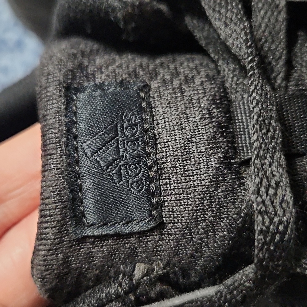 Adidas - Picture 7 of 9